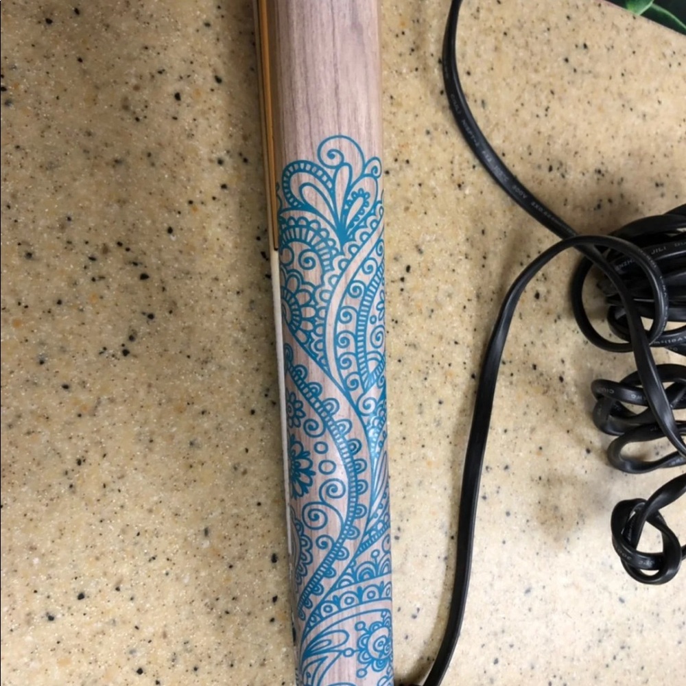 Chi flat iron - Picture 2 of 5